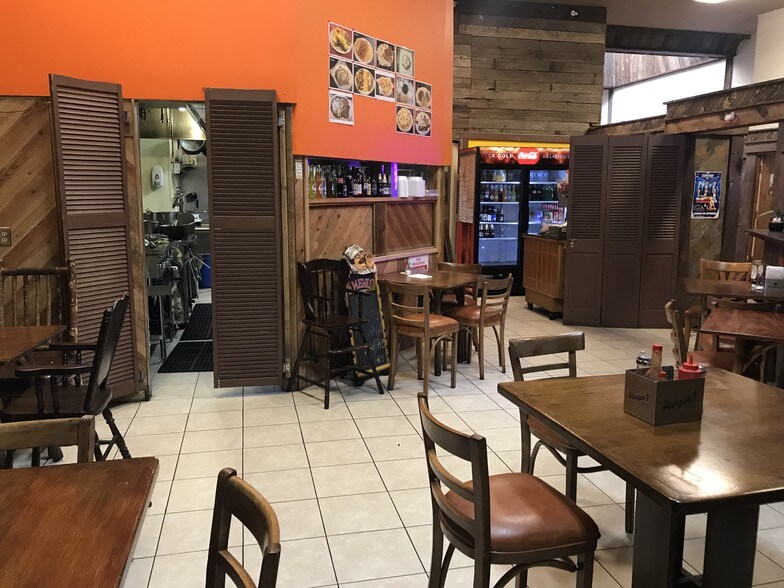 More Photos Of 319-323 Main St, Salinas Storefront Retail Residential For Sale