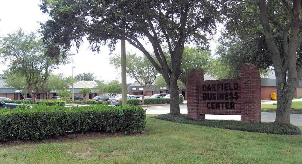 Primary Photo Of 1387-1399 Oakfield Dr, Brandon Office For Lease