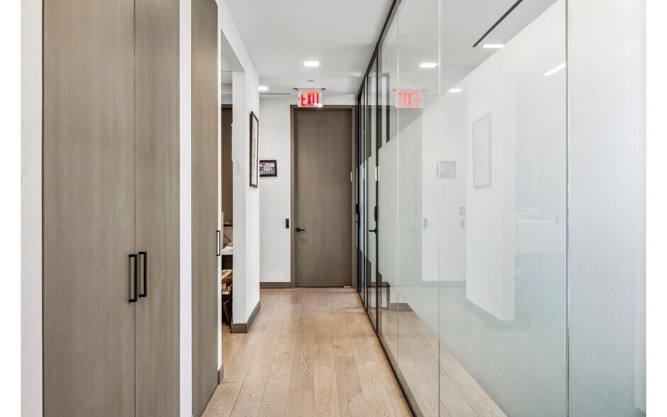 More Photos Of 50 W 47th St, New York Office Residential For Sale