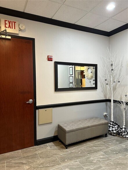 More Photos Of 6000 Turkey Lake Rd, Orlando Medical For Lease