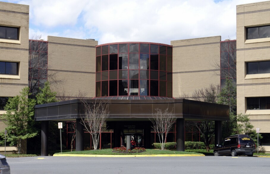 Primary Photo Of 1800 Town Center Dr, Reston Medical For Lease