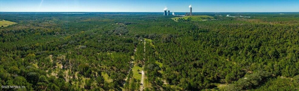More Photos Of 258 Bostwick Cemetery Rd, Palatka Lodge Meeting Hall For Sale