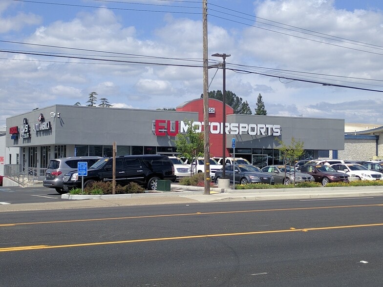 2521 El Camino Ave Unit 2525  