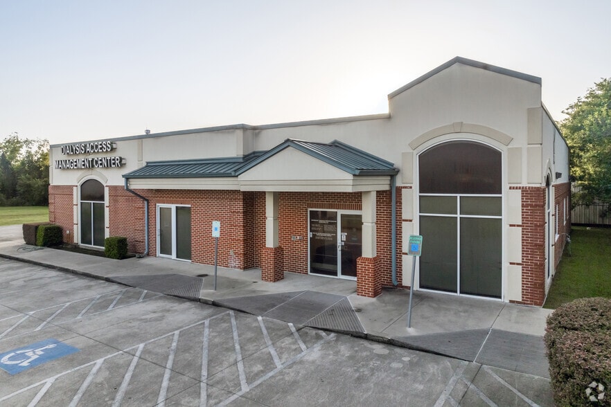 More Photos Of 7272 N Shepherd Dr, Houston Medical For Lease