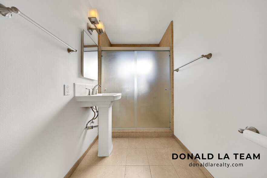 More Photos Of 1515 W Commonwealth Ave, Alhambra Apartments For Sale