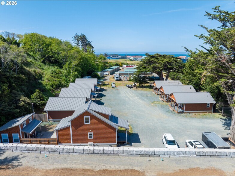 More Photos Of 29940 Harbor Way, Gold Beach Apartments For Sale