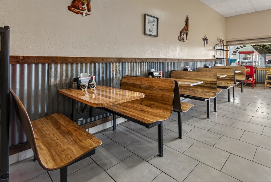 More Photos Of 545 S Main St, Camp Verde Storefront For Sale