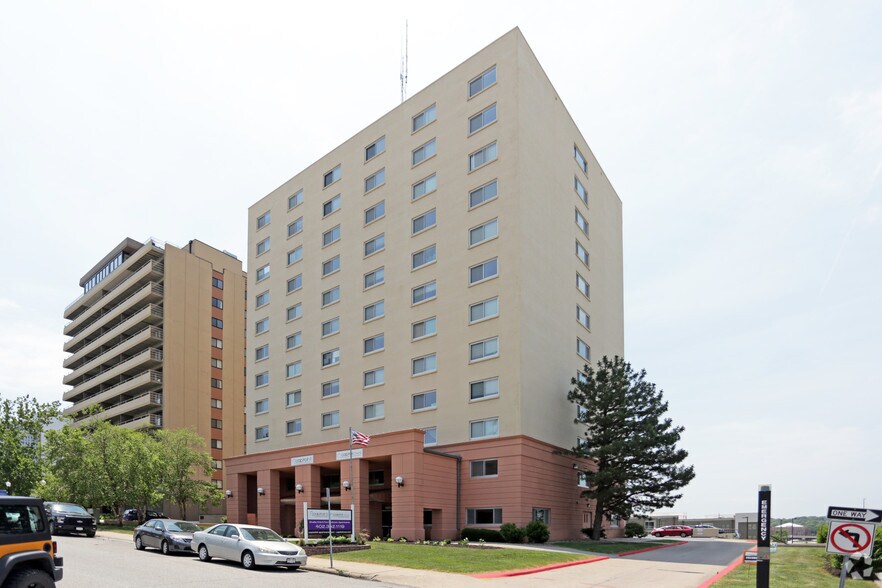 More Photos Of 320 N 22nd St, Omaha Apartments For Sale