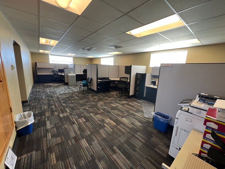 More Photos Of 213 S Oak Ave, Owatonna Office For Sale