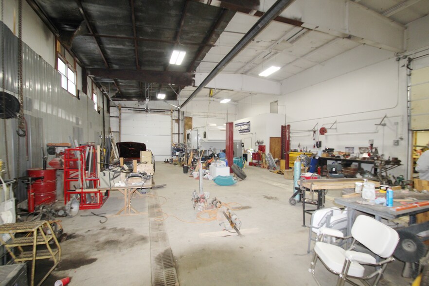 More Photos Of 33 Industry Dr, Bedford Warehouse For Sale