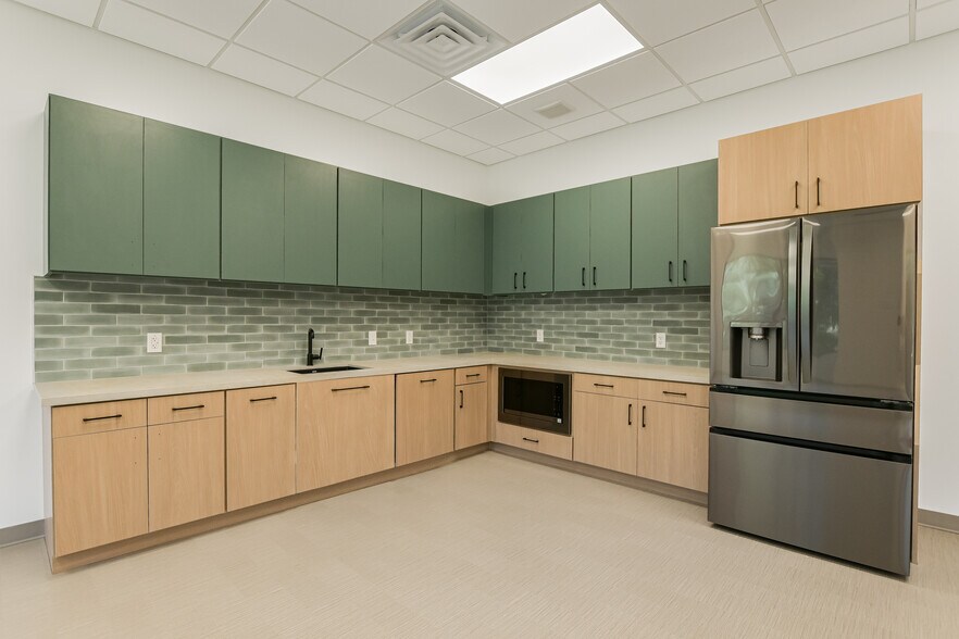 More Photos Of 4881 Williams Dr, Georgetown Medical For Sale