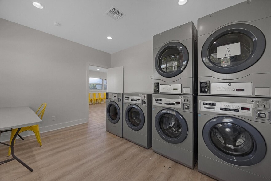 More Photos Of 19950-19980 Overseas Hwy, Sugarloaf Key Office For Sale