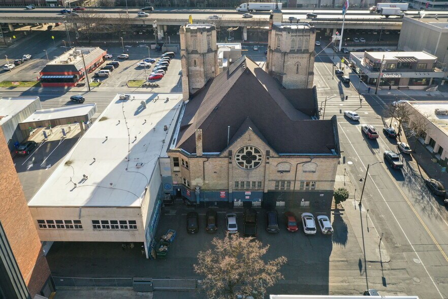 More Photos Of 221 S. Howard Street, Spokane Specialty For Sale