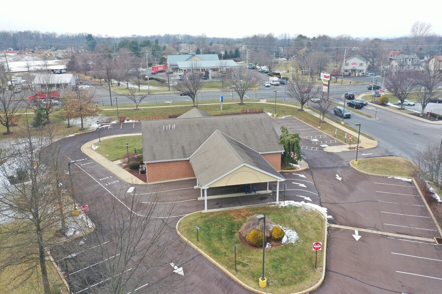 More Photos Of 5831-5855 Easton Rd, Plumsteadville Unknown For Lease