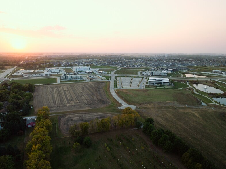 Primary Photo Of SE Esker Ridge @ SE Glacier Trail, Waukee Land For Sale