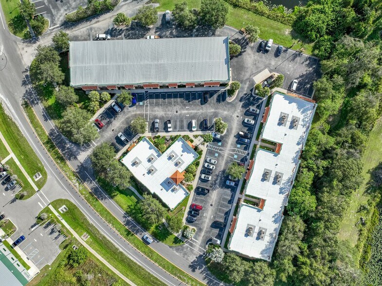 More Photos Of 1151-1183 Sarasota Center Blvd, Sarasota Light Manufacturing For Lease