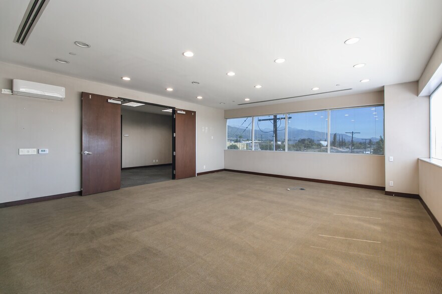 More Photos Of 1151 W 5th St, Azusa Medical For Sale