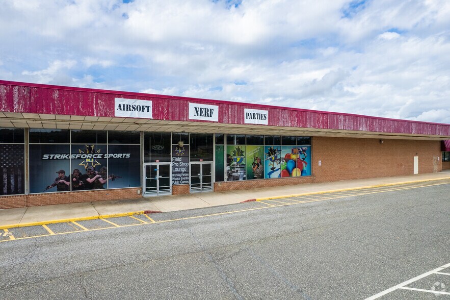 More Photos Of 233 S Broadway, Pennsville Unknown For Lease