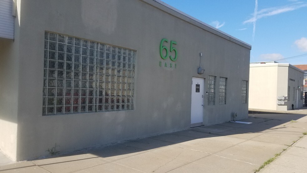 Primary Photo Of 65 E 2nd St, Mineola Warehouse For Lease