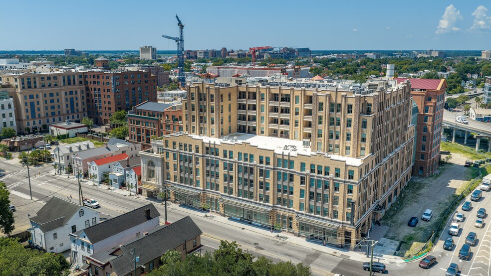 More Photos Of 40 Line St, Charleston Apartments For Lease