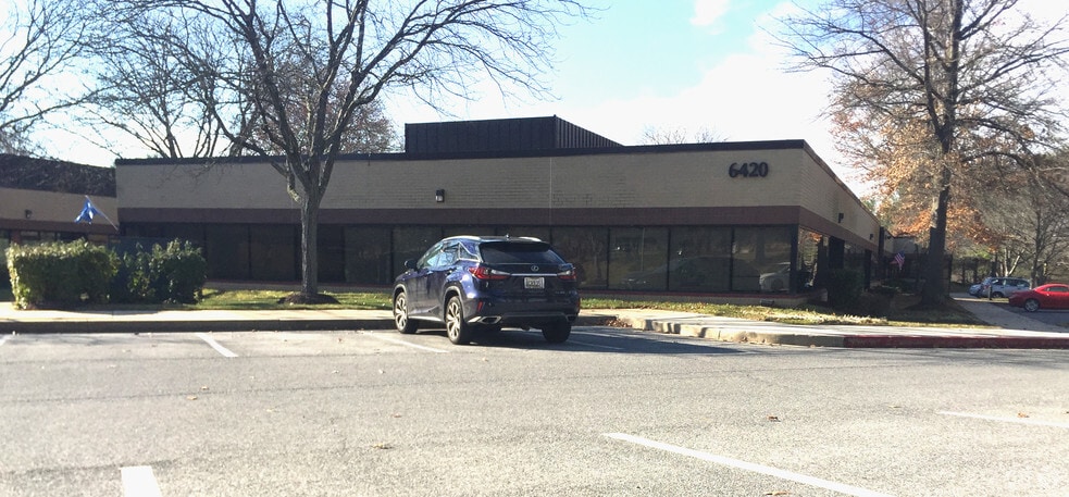 More Photos Of 6460 Dobbin Rd, Columbia Unknown For Lease