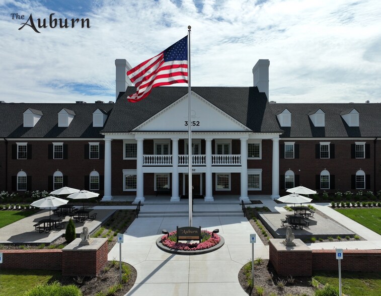 Primary Photo Of 3250-3256 University Dr, Auburn Hills Office For Sale