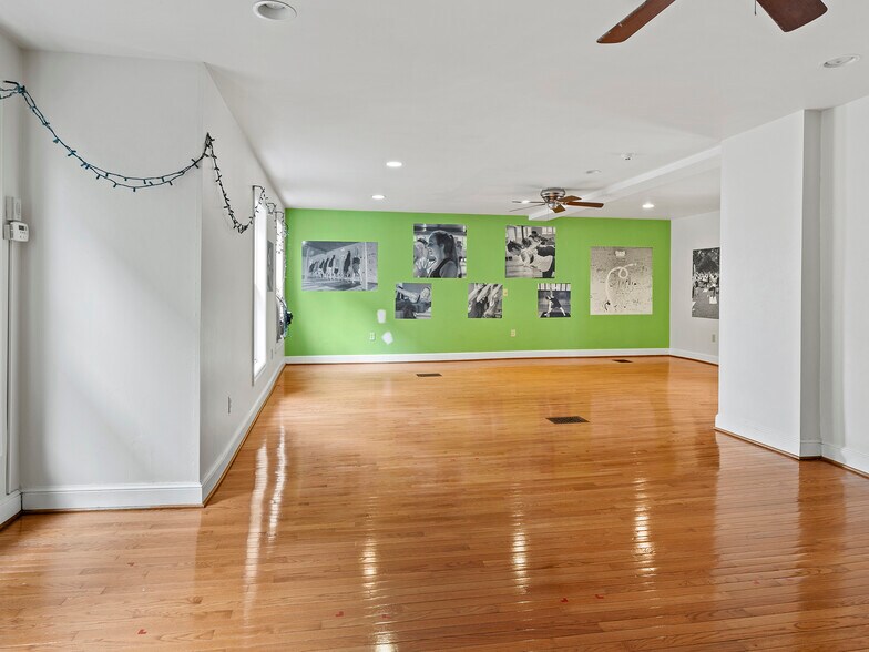 More Photos Of 758-762 Elmwood Ave, Buffalo Storefront Retail Residential For Sale