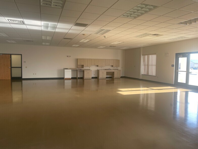 More Photos Of 51 Developac Rd, Du Bois Flex For Lease