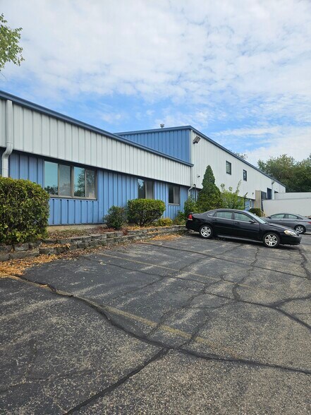 More Photos Of 4253 Argosy Ct, Madison Flex For Sale