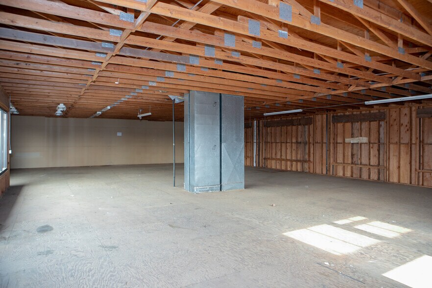 More Photos Of 108 E Mill Ave, Porterville Loft Creative Space For Lease