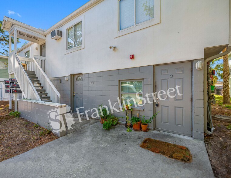 More Photos Of 6682 5th Ave N, Saint Petersburg Apartments For Sale