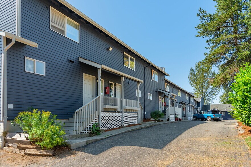 More Photos Of 520 S Kelsey St, Monroe Apartments For Sale