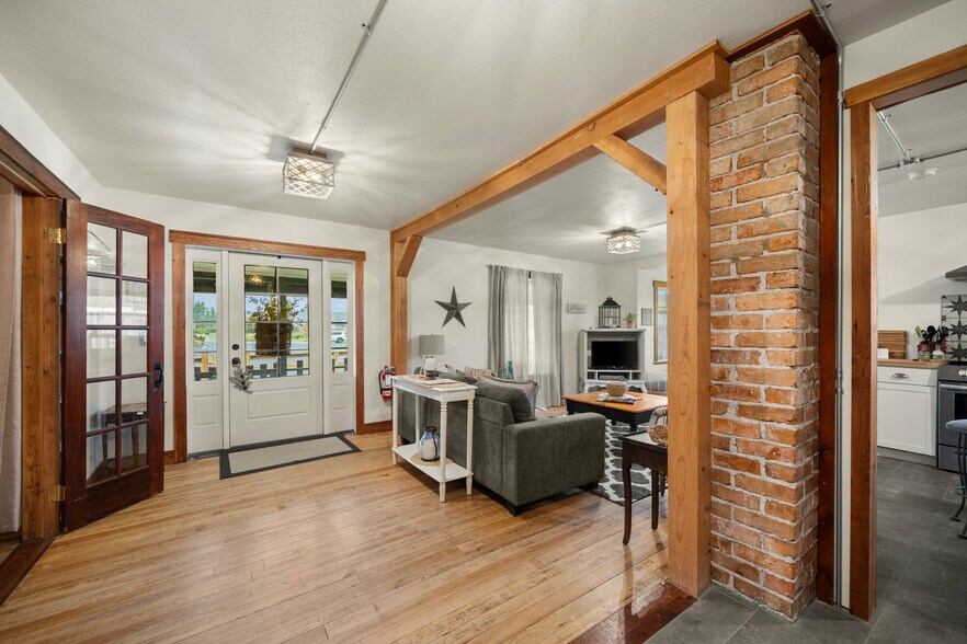 More Photos Of 510 E Main Ave, Chewelah Lodge Meeting Hall For Sale