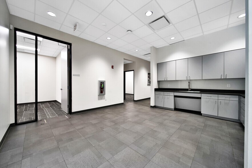 More Photos Of 5939 Albert Dr, Humble Light Distribution For Sale