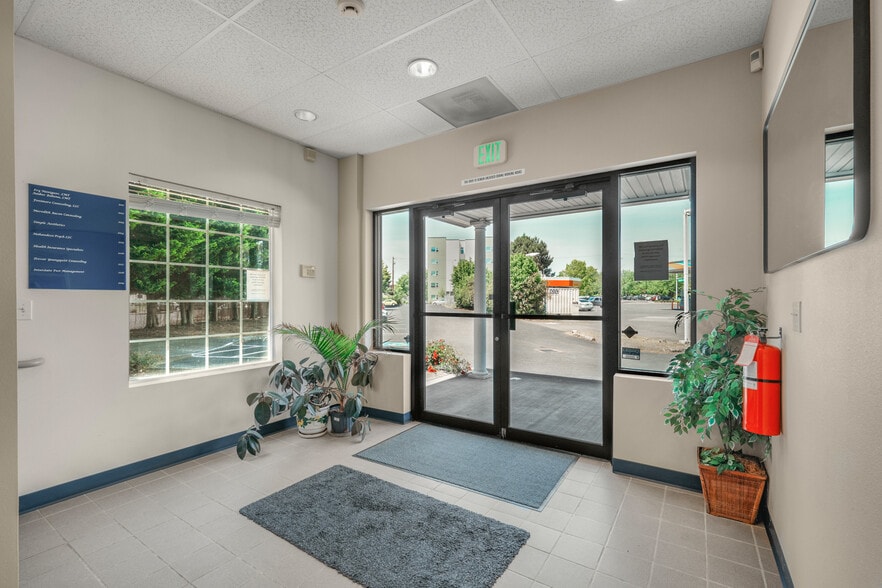 More Photos Of 9407 NE Vancouver Mall Dr, Vancouver Office Residential For Sale