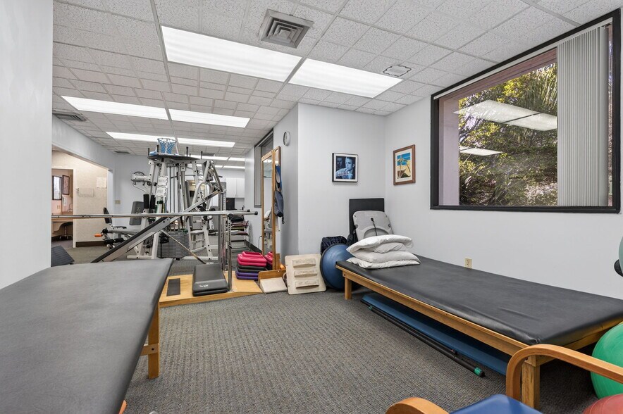 More Photos Of 1500 NW 10th Ave, Boca Raton Medical For Sale