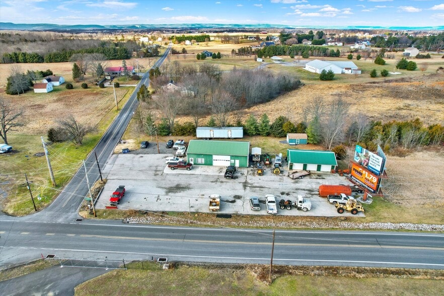 More Photos Of 276 Kingsdale Rd, Littlestown Auto Repair For Sale