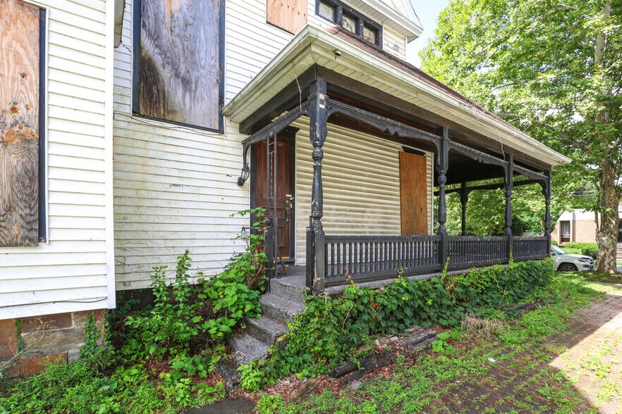 More Photos Of 355 W Church St, Elmira Office For Sale