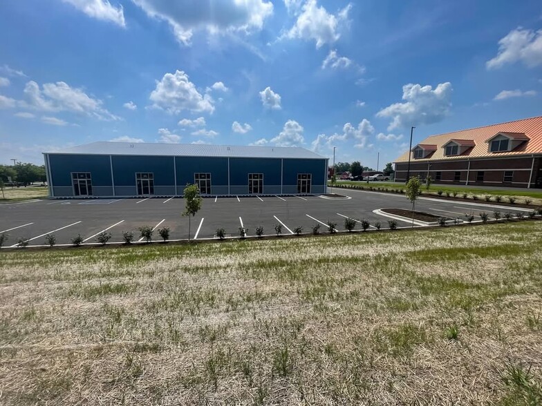 More Photos Of 101 John C Watts dr, Nicholasville Warehouse For Sale