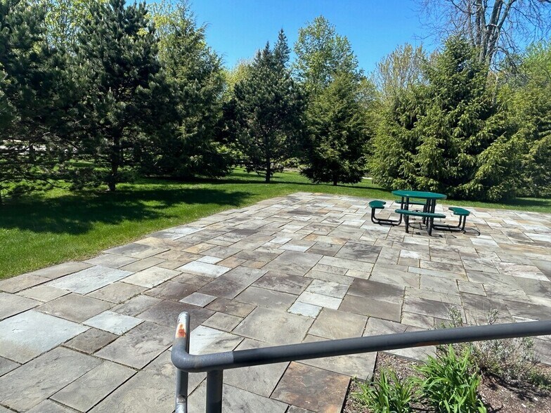 More Photos Of 244 Amesbury Rd, Kensington General Retail For Sale