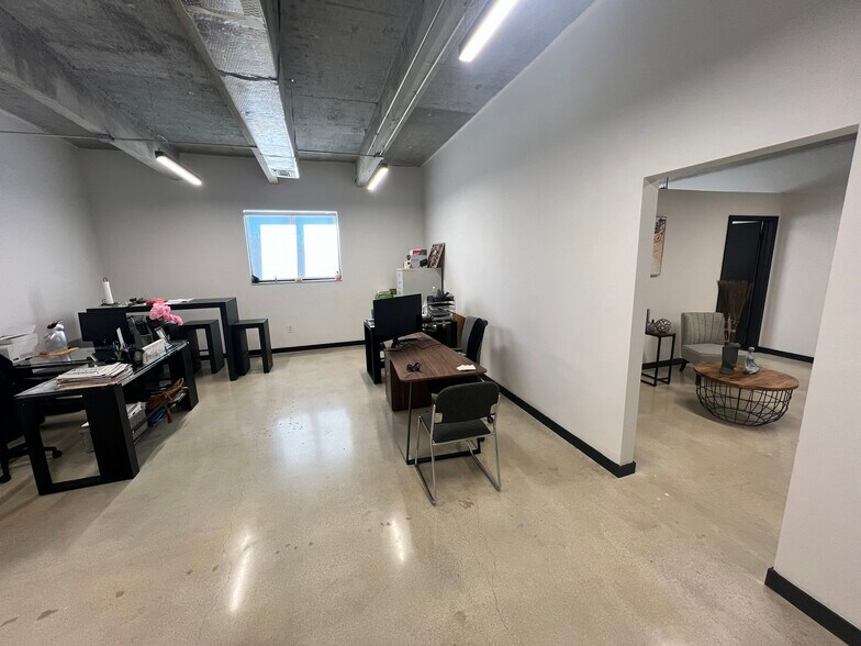 More Photos Of 1730 SW 57th Ave, Miami Office Residential For Lease