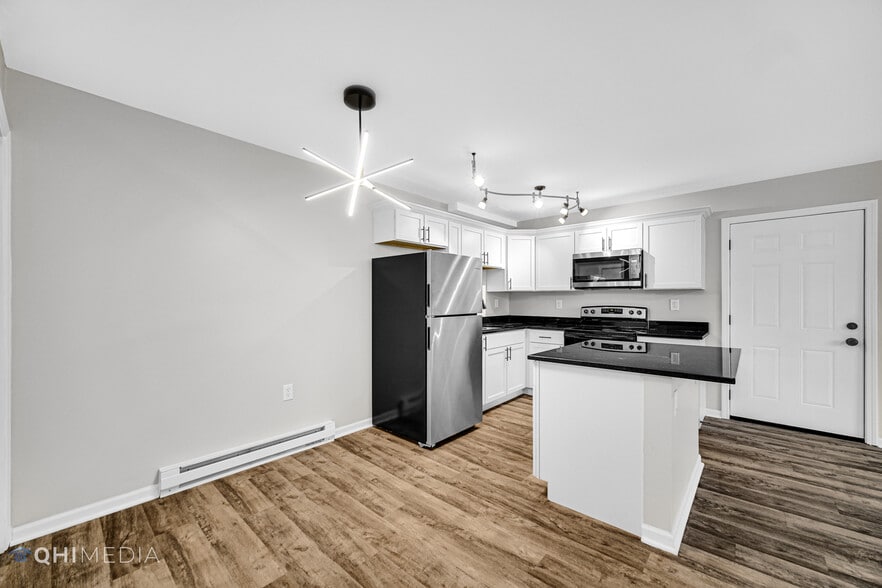 More Photos Of 2080 E Rand St, Hobart Apartments For Sale