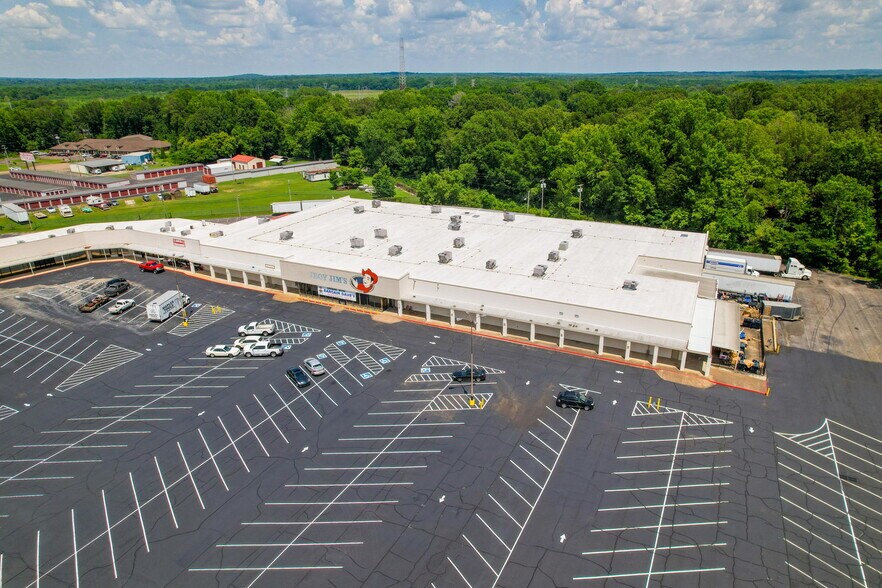 More Photos Of 1340 S Highland Ave, Jackson Unknown For Lease