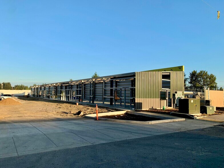 More Photos Of 7110 NE 43rd Ave, Vancouver Warehouse For Sale