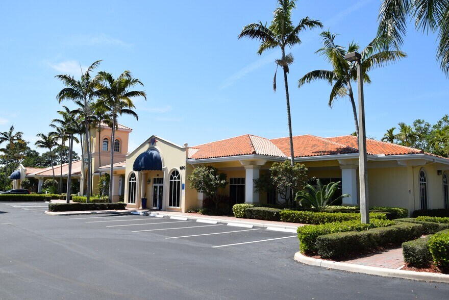 More Photos Of 1680 S Central Blvd, Jupiter Medical For Lease