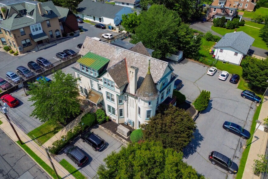 More Photos Of 541 Seneca St, Fountain Hill Healthcare For Sale