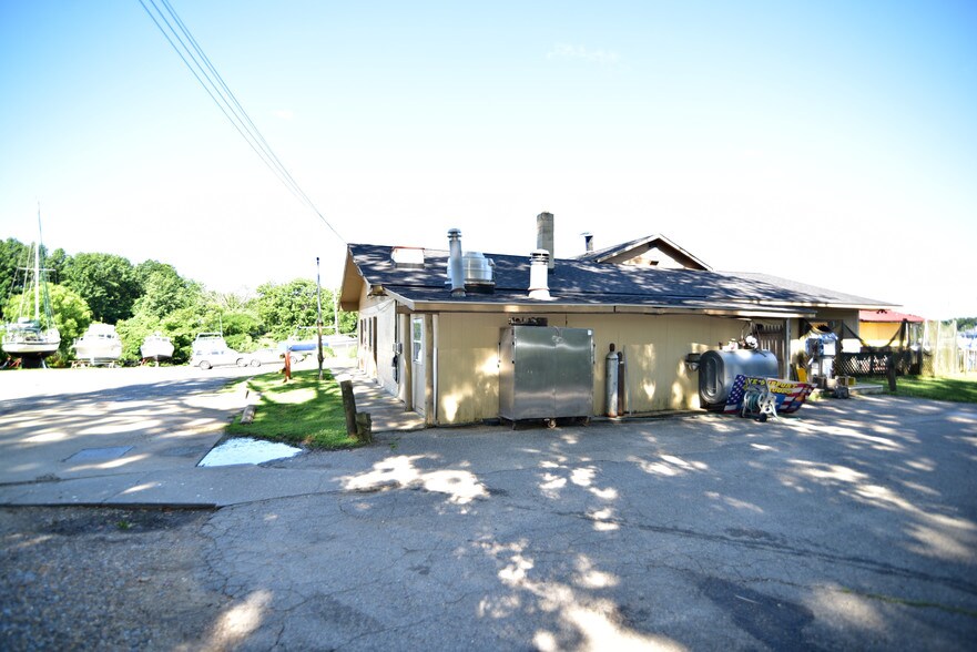 More Photos Of 12364 Neale Sound Dr, Cobb Island Marina For Sale