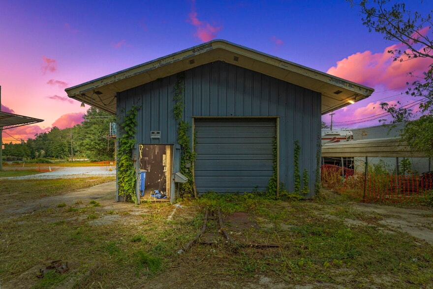 More Photos Of 4630 Augusta Rd, Greenville Auto Repair For Sale