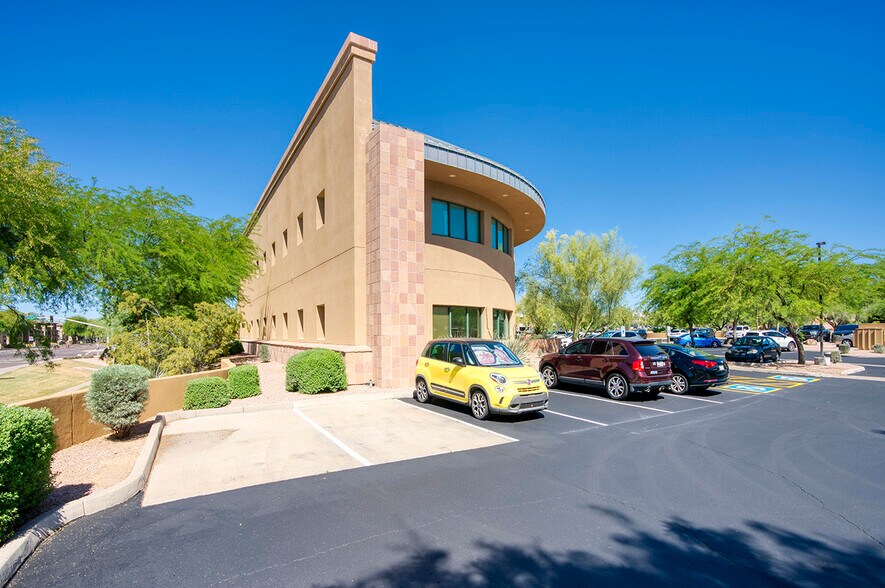 More Photos Of 8535 E Hartford Dr, Scottsdale Office For Sale
