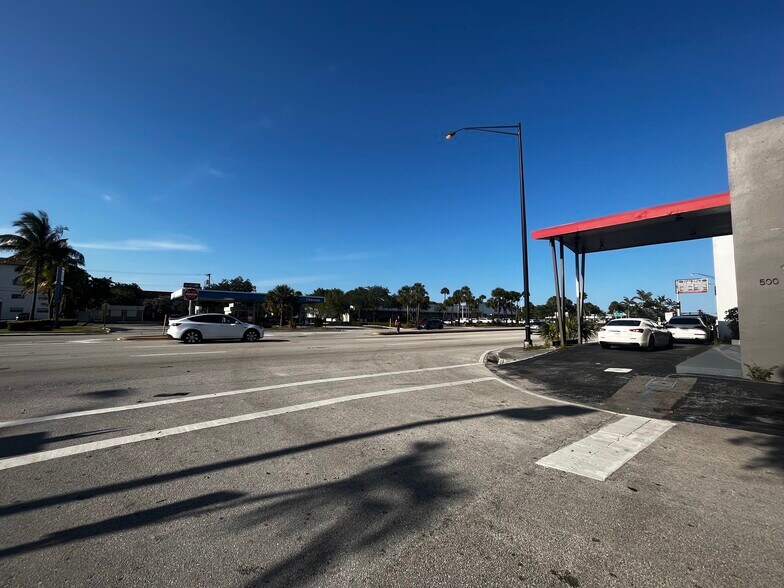 More Photos Of 1500 E Commercial Blvd, Fort Lauderdale Freestanding For Sale